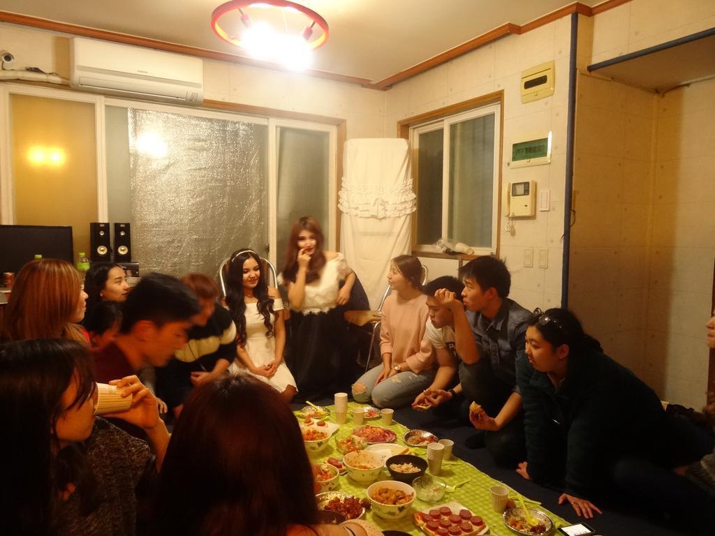 W Mini Hotel Dongdaemoon Seul Zewnętrze zdjęcie