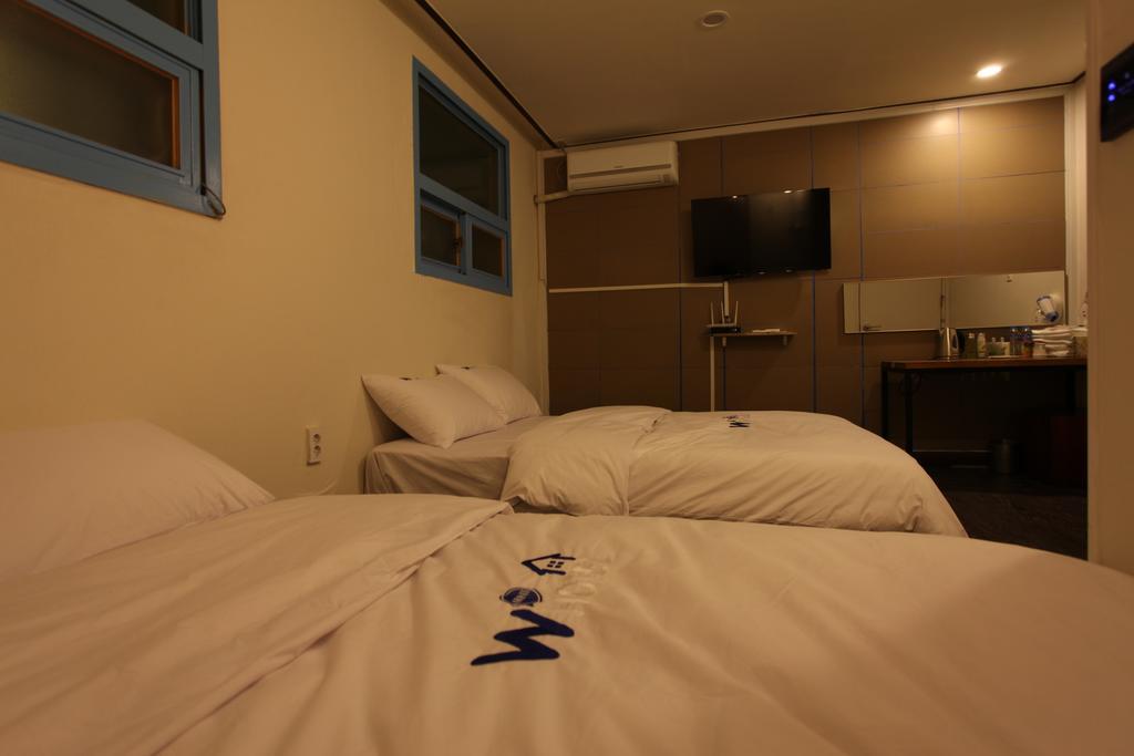 W Mini Hotel Dongdaemoon Seul Zewnętrze zdjęcie