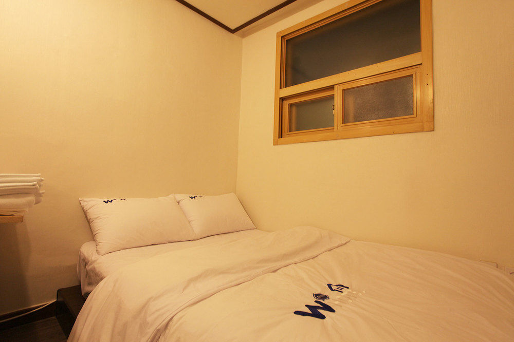 W Mini Hotel Dongdaemoon Seul Zewnętrze zdjęcie